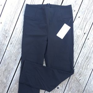 NWT Athleta Wander Slim Straight Crop Pants 10